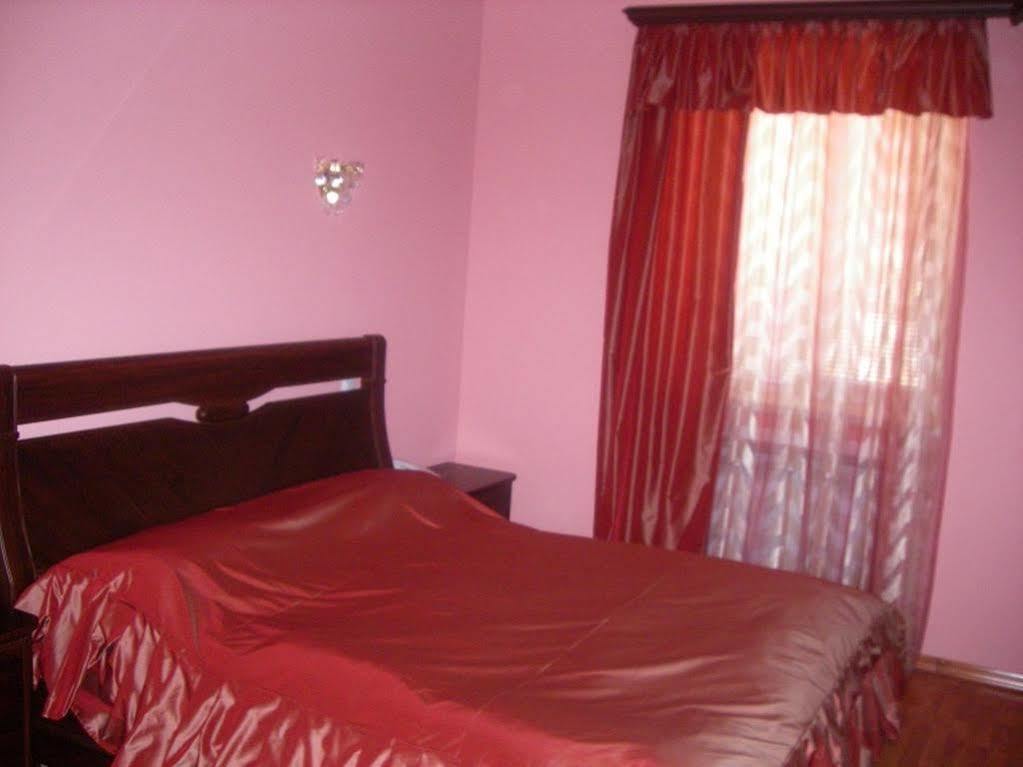 Gyumri Hotel Erivan Exterior foto